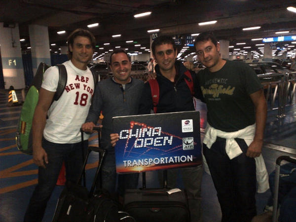 Давид Феррер: Сегодня мы вылетаем в Пекин a4dnxjncqaa p5a.jpg Давид Феррер: Сегодня мы вылетаем в Пекин