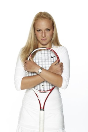 Донна Векич: Хотела бы встретиться с королевой Великобритании donna+vekic+donna+vekic+photo+session+mzk4h8dfha1l.jpg Донна Векич: Хотела бы встретиться с королевой Великобритании