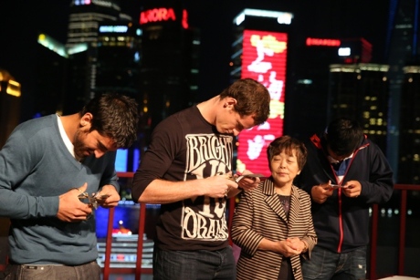 30302056 3fba 450f b849 6930f0f9cf7c.jpg Энди Маррей, Янко Типсаревич и Цзе Чжан попробовали свои силы в китайском искусстве "Цзяньчжи" (фото)