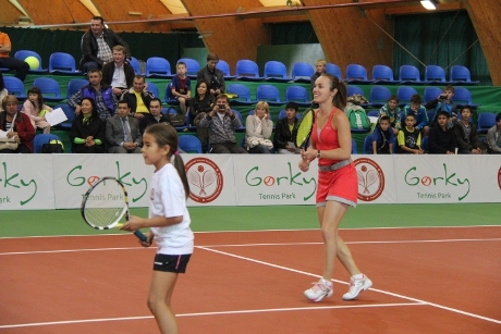 photo 6087.jpg Мартина Хингис провела мастер класс для детей в Казахстане (фото)