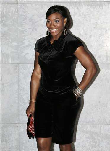 Серена Уильямс посетила показ Джорджио Армани на неделе мод в Милане Серена Уильямс посетила показ Джорджио Армани на неделе мод в Милане