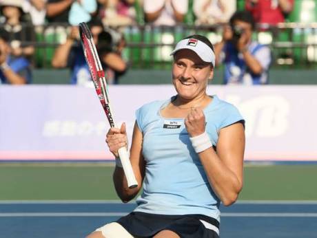 petrova wins tokyo 4 3 r560.jpg Турниры АТР в Бангкоке и WTA в Токио. Итоги опросов пользователей Портала GoTennis.ru