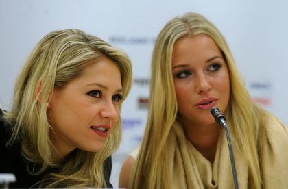 Getty Images. Анна Курникова и Доминика Цибулкова