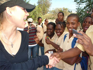 Фото: http://www.kournikova.com