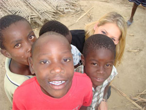 Фото: http://www.kournikova.com