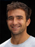 беру мини пресс
1-если глянуть на статистику то Стах самое то..в данной игре!

Ярослав